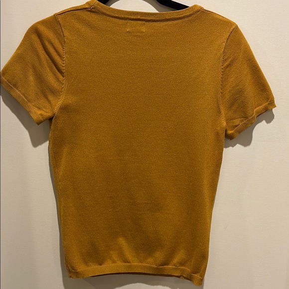 Cielo Mustard Short Sleeve Tee - Picture 2 of 4